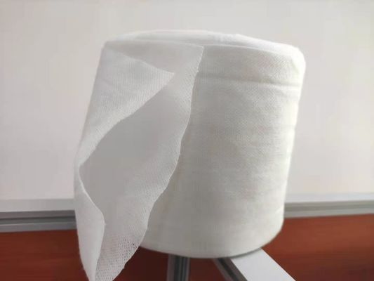 Antibacterial 45g Mesh Spunlace Nonwoven Rolls For Sensitive Skin Dry Wipes
